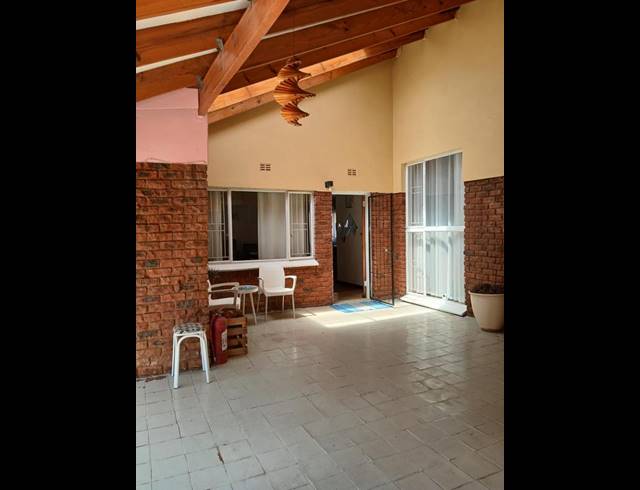 3 BEDROOM TOWNHOUSE FOR SALE IN MOKOPANE CENTRAL
